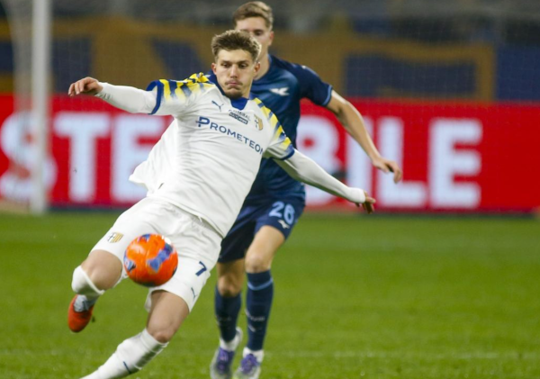 一场1-0踢出意甲神剧情: 9东说念主作战, 极限绝杀, 奎斯塔不敢笃信