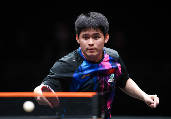 林诗栋3-4爆冷！王皓黑脸，一年7次输掉决胜局，张本一番话太扎心