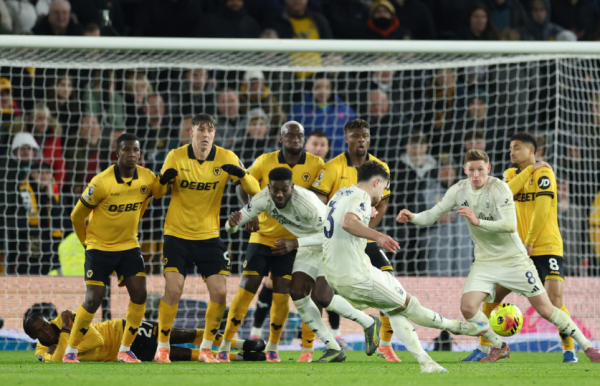 颓唐！英媒公开虚构中国足球：充满劣根性，只会给球队带来倒霉