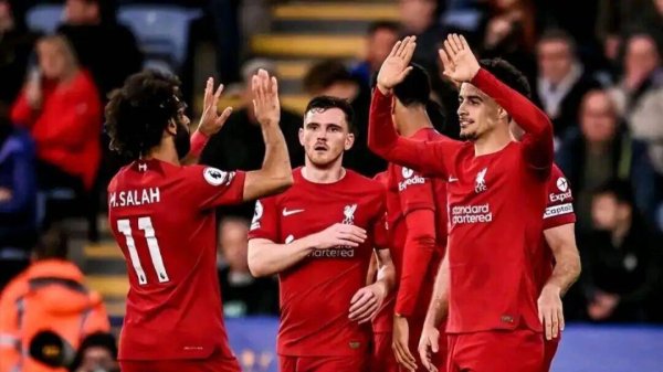 夏窗最好引援降生！23岁神锋15场独造8球，并排苏神胜利在望