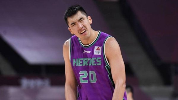 现役CBA十大顶薪宿将，陶汉林郭艾伦年级偏浩劫续约，高诗岩祝铭震现象移动看谁先掉队，只消付豪陈盈骏吴前或能续签顶薪契约