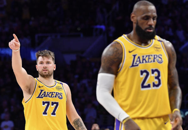 复出10场，詹姆斯把湖东说念主预防从第10带到倒数第6！真的要晚节不终