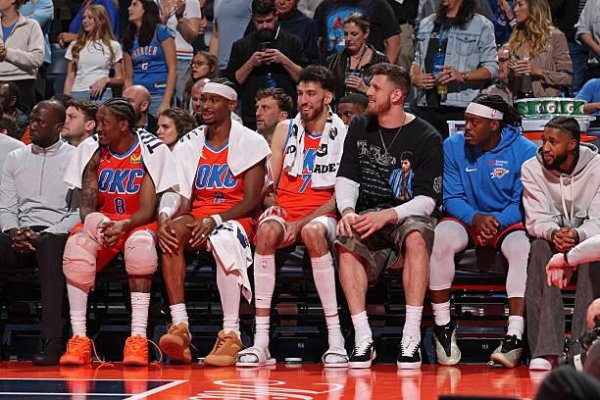 还能破记载吗？雷霆当今26胜4负，73胜豪杰同时29胜1负