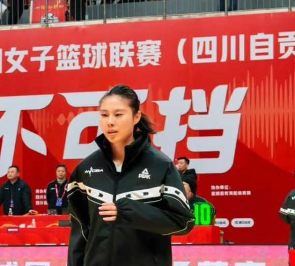 王念念雨复出砍下22分！赛后，王念念雨坦言：我用功和教育达成共识