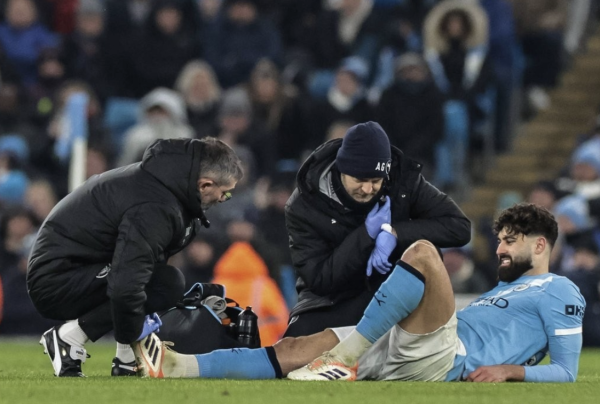 曼城遭重击！23岁后防中枢赛季报销：右腿骨折+休战数月 瓜帅崩溃