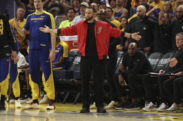 袼褙2025年鉴：老兵不死 亦未凋零！库明加闹剧长入弥远