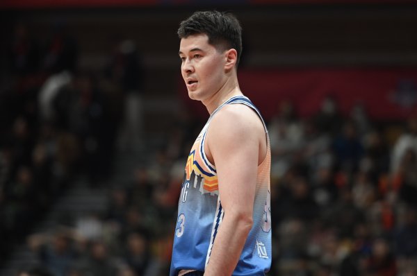 难阻失利！阿不齐沙拉木11中6拿到20分6板 罚球9中7