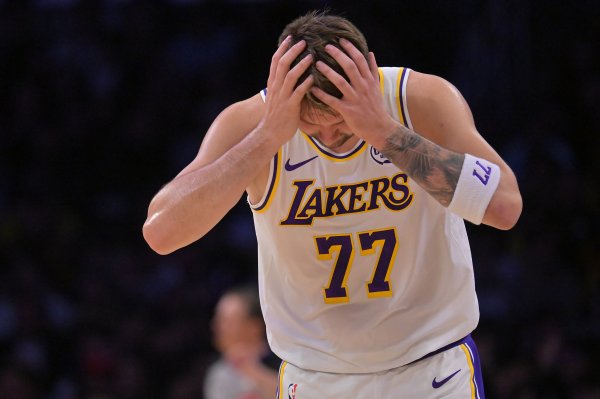 预防差距！活塞定约第2预防熬煮东詹 湖东谈主禁区能丢74分是啥见解？