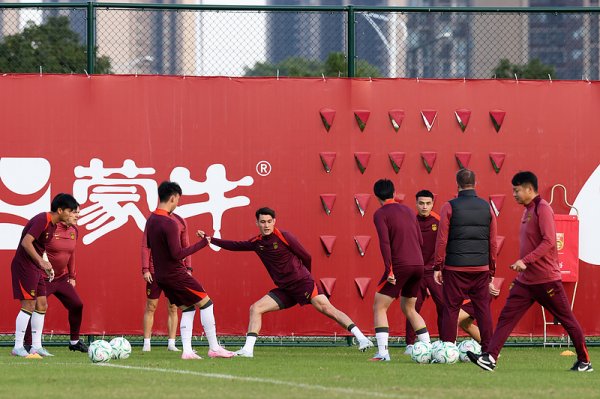 能否冲突亚洲杯从未小组出线的无语历史，U23国足今晚首战伊拉克至关进犯